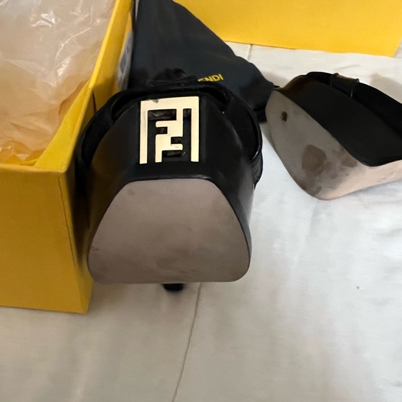 Fendi Women’s High Heels Black/Gold Metal Original Box & Packing - Picture 5 of 12